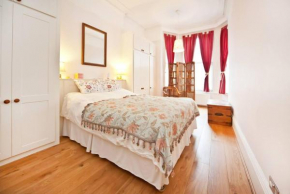 Beautiful 1-Bed Apartment in Kensington London